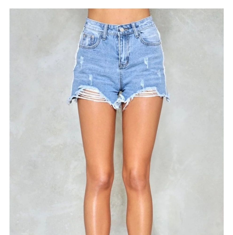 🌞Nasty gal shorts.